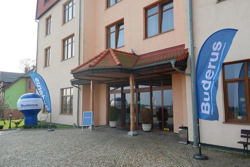 Hotel Sportwerk Tyniec Maly Zewnętrze zdjęcie
