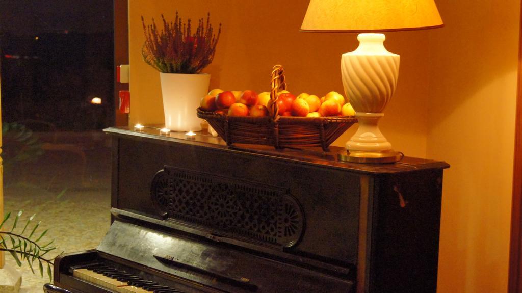 Hotel Sportwerk Tyniec Maly Zewnętrze zdjęcie