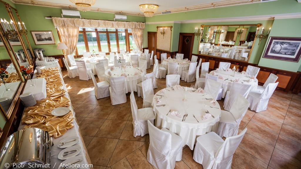 Hotel Sportwerk Tyniec Maly Zewnętrze zdjęcie