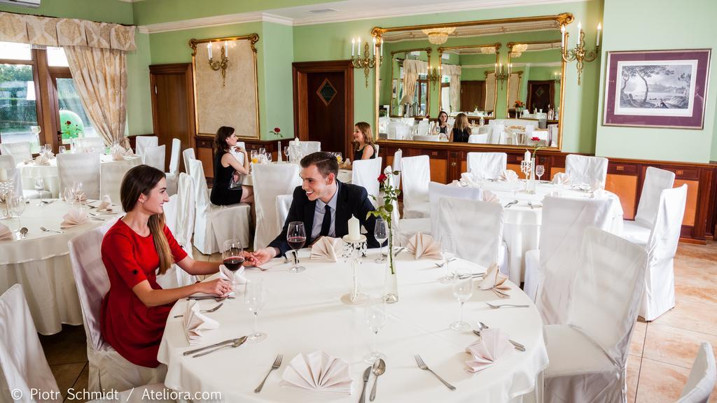Hotel Sportwerk Tyniec Maly Zewnętrze zdjęcie