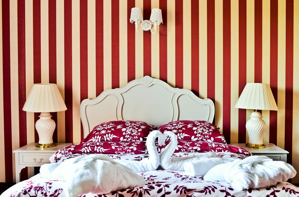 Hotel Sportwerk Tyniec Maly Zewnętrze zdjęcie